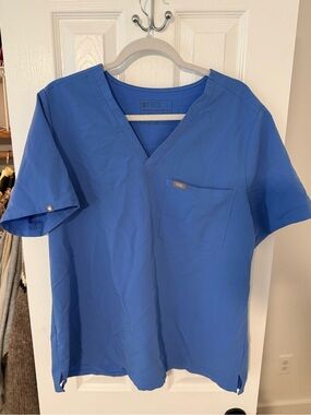 FIGS V-Neck Scrub Top